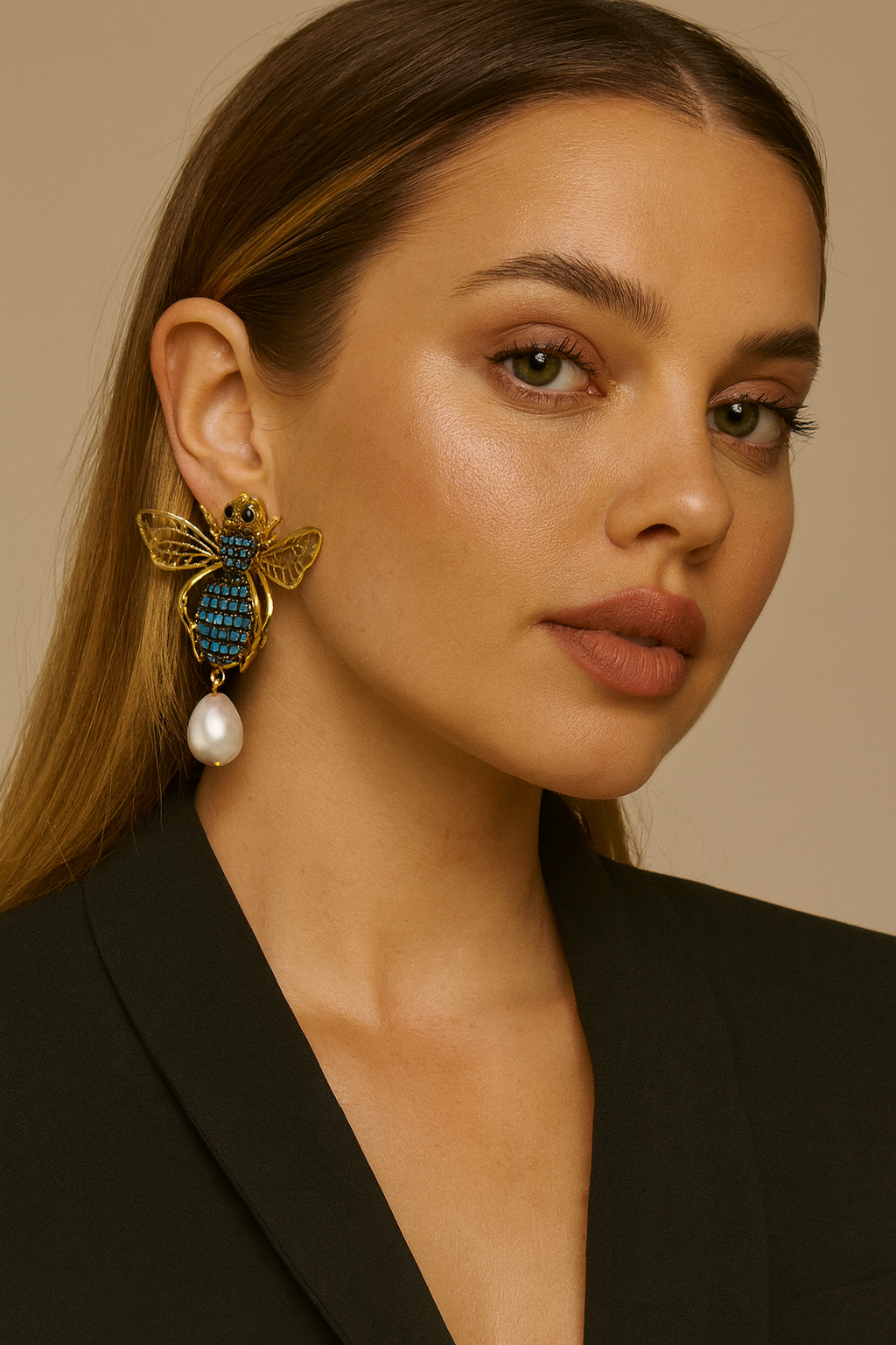 Aretes de chapa de oro